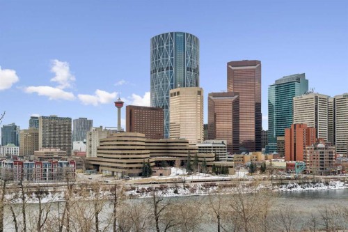 707-320 Meredith Road Ne, Calgary, AB - Outdoor With Facade