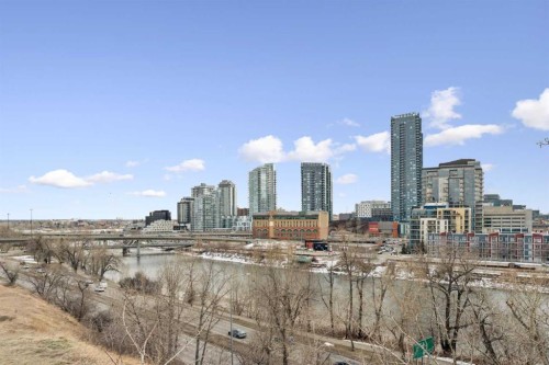 707-320 Meredith Road Ne, Calgary, AB - Outdoor With View