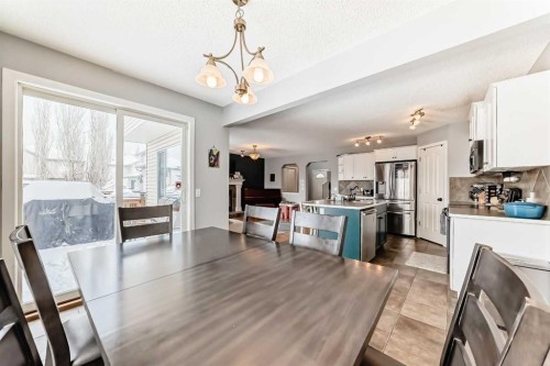 368 Cranfield Gardens Se, Calgary, AB - Indoor