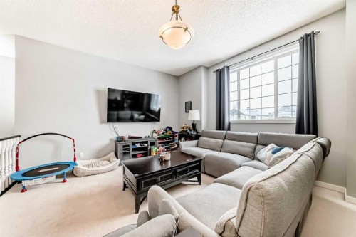 368 Cranfield Gardens Se, Calgary, AB - Indoor Photo Showing Living Room