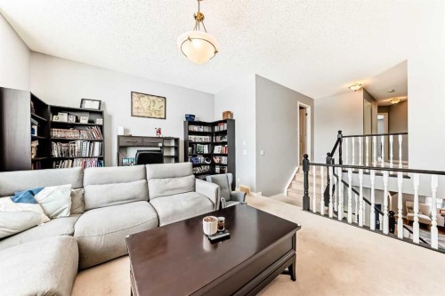 368 Cranfield Gardens Se, Calgary, AB - Indoor Photo Showing Living Room