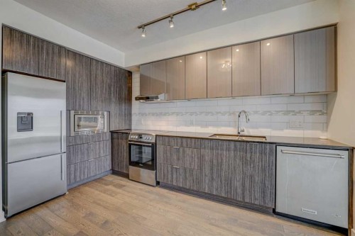 1609-930 6 Avenue Sw, Calgary, AB - Indoor Photo Showing Kitchen