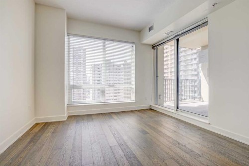 1609-930 6 Avenue Sw, Calgary, AB - Indoor Photo Showing Other Room