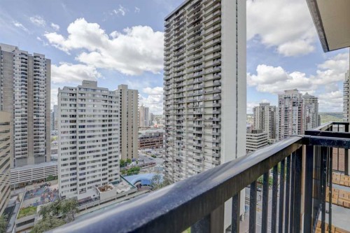 1609-930 6 Avenue Sw, Calgary, AB - Outdoor With Balcony With Facade
