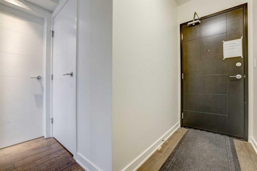 1609-930 6 Avenue Sw, Calgary, AB - Indoor Photo Showing Other Room