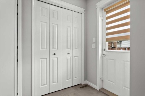 48 Walgrove Green Se, Calgary, AB - Indoor Photo Showing Other Room