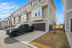 409 South Point Lane SWAirdrie, AB T4B 5G8