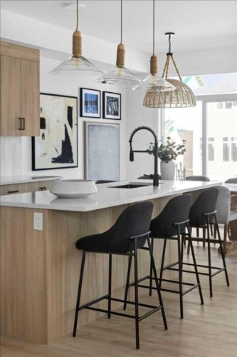 198 Greystone Boulevard, Cochrane, AB - Indoor