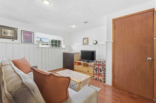 4539 Vandergrift Crescent Nw, Calgary, AB - Indoor