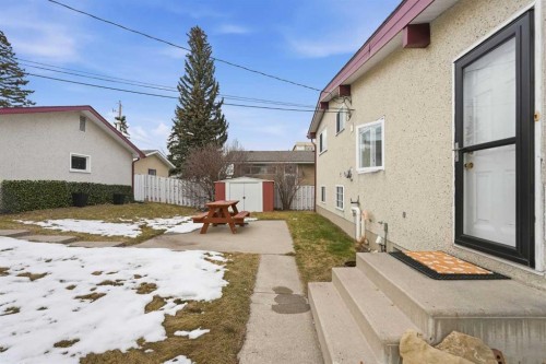 4539 Vandergrift Crescent Nw, Calgary, AB - Outdoor With Exterior