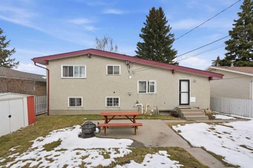 4539 Vandergrift Crescent Nw, Calgary, AB - Outdoor With Exterior