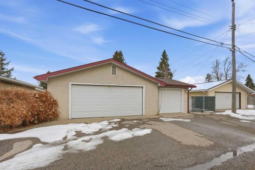 4539 Vandergrift Crescent Nw, Calgary, AB - Outdoor