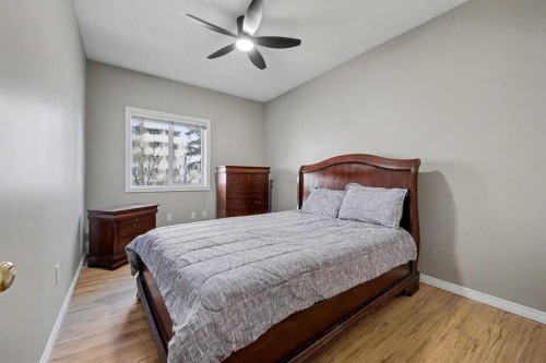 408-777 3 Avenue Sw, Calgary, AB - Indoor Photo Showing Bedroom