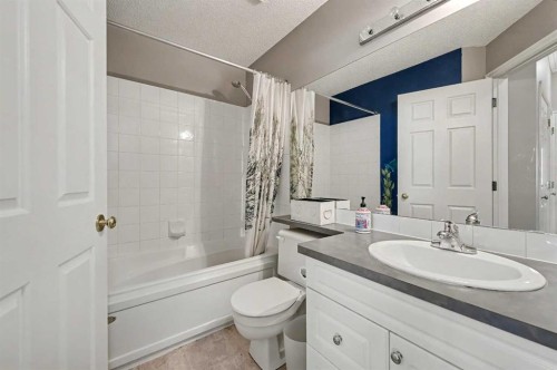 408-777 3 Avenue Sw, Calgary, AB - Indoor Photo Showing Bathroom