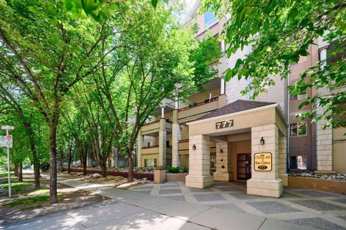 408-777 3 Avenue Sw, Calgary, AB - Outdoor