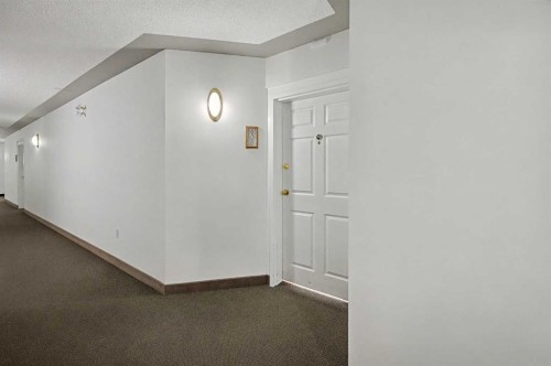 408-777 3 Avenue Sw, Calgary, AB - Indoor Photo Showing Other Room