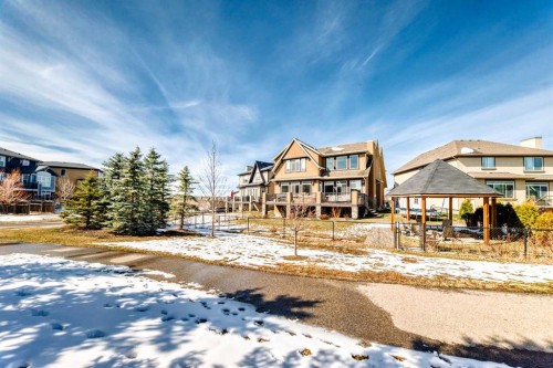 345 Marquis Landing Se, Calgary, AB - Outdoor