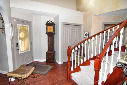 148 Scenic View Close Nw, Calgary, AB - Indoor Photo Showing Other Room