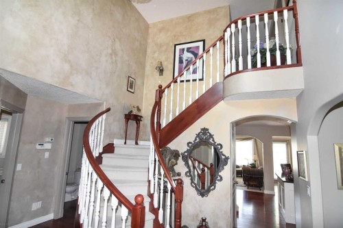 148 Scenic View Close Nw, Calgary, AB - Indoor Photo Showing Other Room