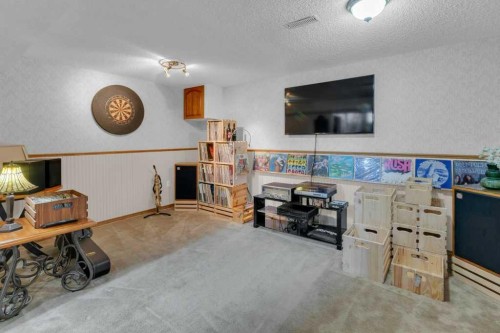 7304 35 Avenue Nw, Calgary, AB - Indoor