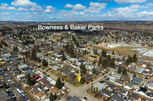 7304 35 Avenue Nw, Calgary, AB - Outdoor With View