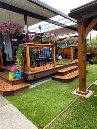 7304 35 Avenue Nw, Calgary, AB - Outdoor With Deck Patio Veranda