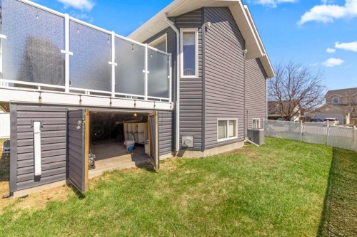 65 Canoe Circle Sw, Airdrie, AB - Outdoor