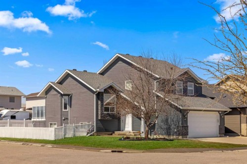 65 Canoe Circle Sw, Airdrie, AB - Outdoor