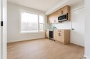 4909 88 Avenue Ne, Calgary, AB  - Indoor Photo Showing Kitchen 