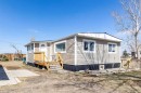 228 Railway Avenue, Mossleigh, AB  - Outdoor 