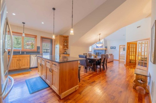 302-801 Benchlands Trail, Canmore, AB - Indoor