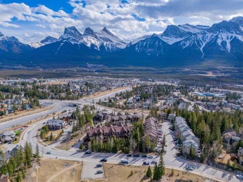 302-801 Benchlands Trail, Canmore, AB - Outdoor With View