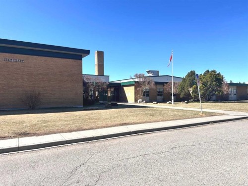 123 Franklin Drive Se, Calgary, AB - Outdoor