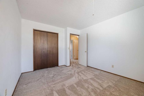 128 Silver Ridge, Calgary, AB - Indoor Photo Showing Other Room