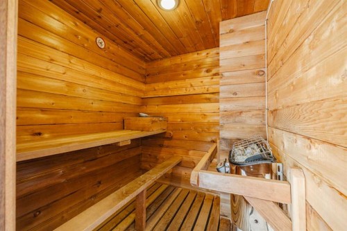 128 Silver Ridge, Calgary, AB - Indoor Photo Showing Other Room