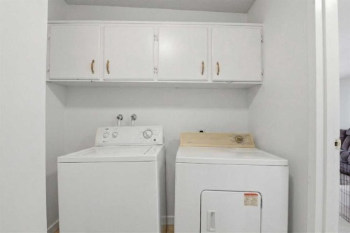 6335 24 Avenue Ne, Calgary, AB - Indoor Photo Showing Laundry Room