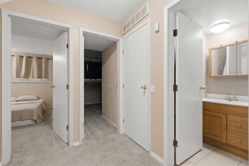 6333 24 Avenue Ne, Calgary, AB - Indoor