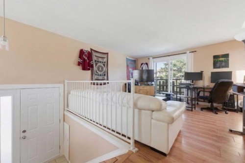 6333 24 Avenue Ne, Calgary, AB - Indoor
