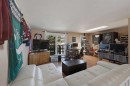 6333 24 Avenue Ne, Calgary, AB  - Indoor Photo Showing Living Room 