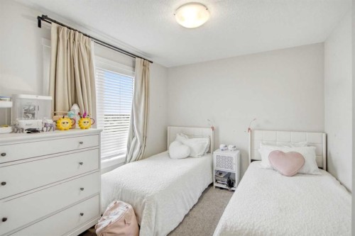 408-474 Seton Circle Se, Calgary, AB - Indoor Photo Showing Bedroom