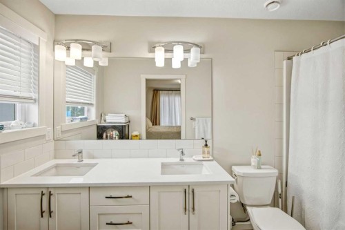 408-474 Seton Circle Se, Calgary, AB - Indoor Photo Showing Bathroom