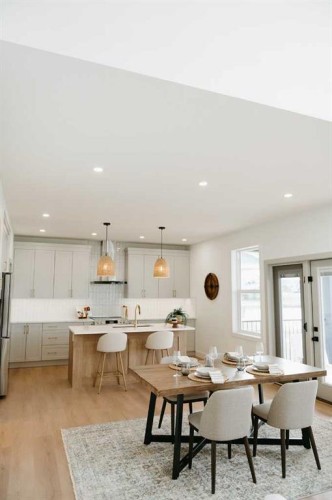807 Lakewood Circle, Strathmore, AB - Indoor