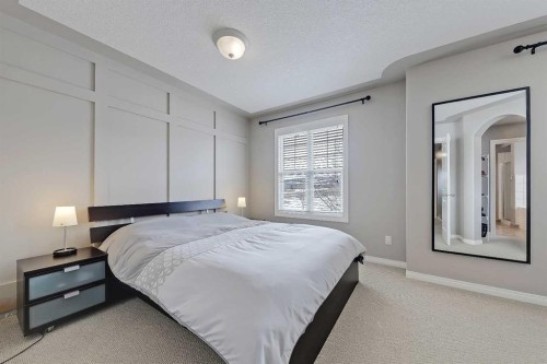 7140 34 Avenue Nw, Calgary, AB - Indoor Photo Showing Bedroom