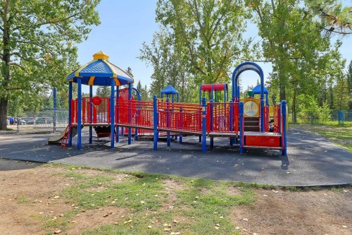 7140 34 Avenue Nw, Calgary, AB - Outdoor