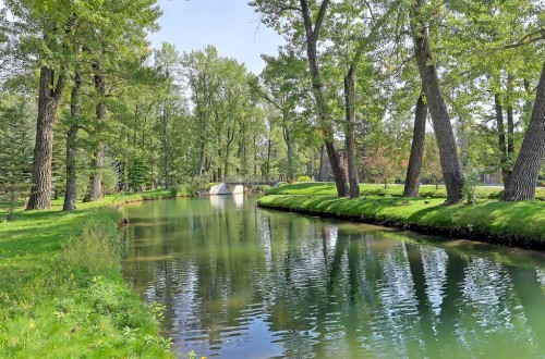 7140 34 Avenue Nw, Calgary, AB - Outdoor With Body Of Water
