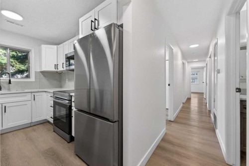 934 5A Street Nw, Calgary, AB - Indoor Photo Showing Kitchen