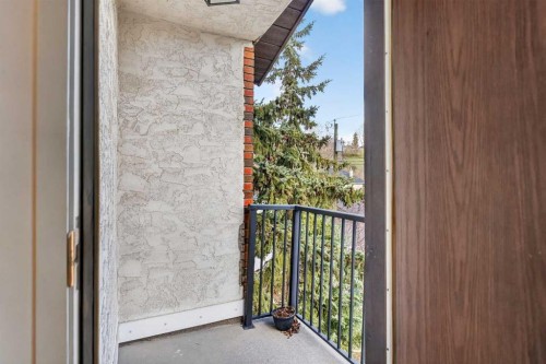 934 5A Street Nw, Calgary, AB - 