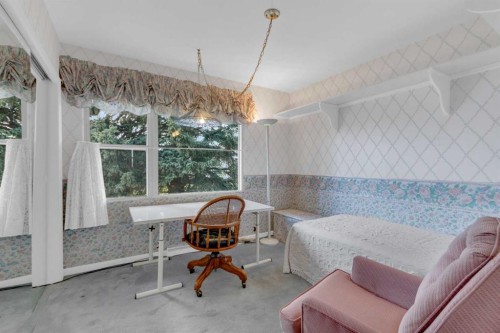 4720 Coronation Drive Sw, Calgary, AB - Indoor