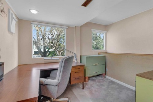 4720 Coronation Drive Sw, Calgary, AB - Indoor Photo Showing Office