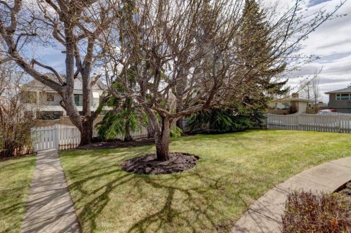 4720 Coronation Drive Sw, Calgary, AB - Outdoor
